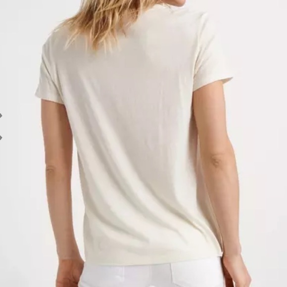 Queen Animal Graphic Tee - Picture 3 of 7